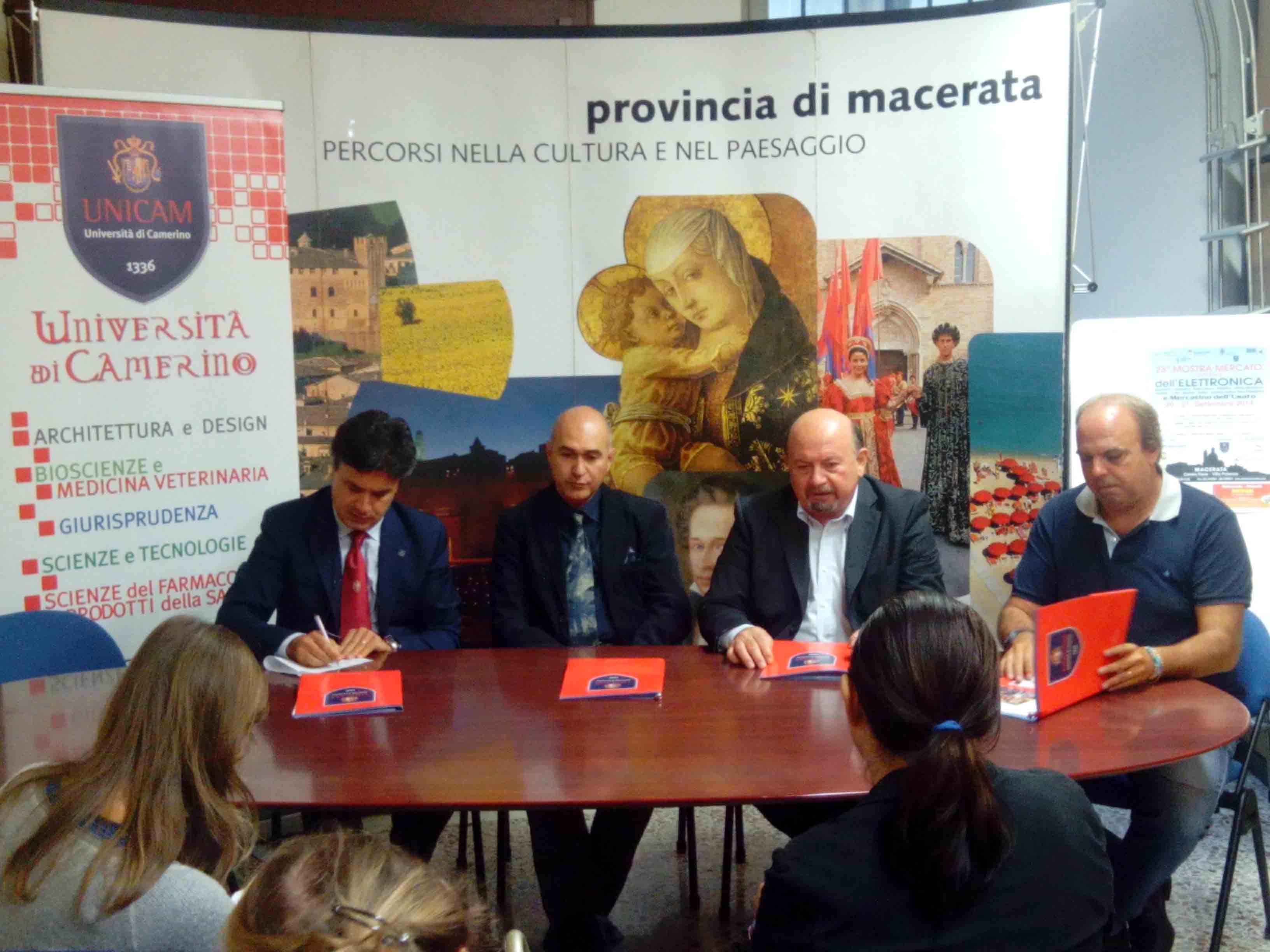 conferenza stampa fiera elettronica macerata 2014